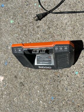 Ridgid 18V Battery Charger, R840095